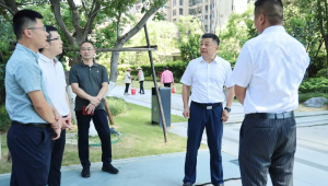 泉州群青居委会旁边的公交站叫什么（泉州群峰社区）